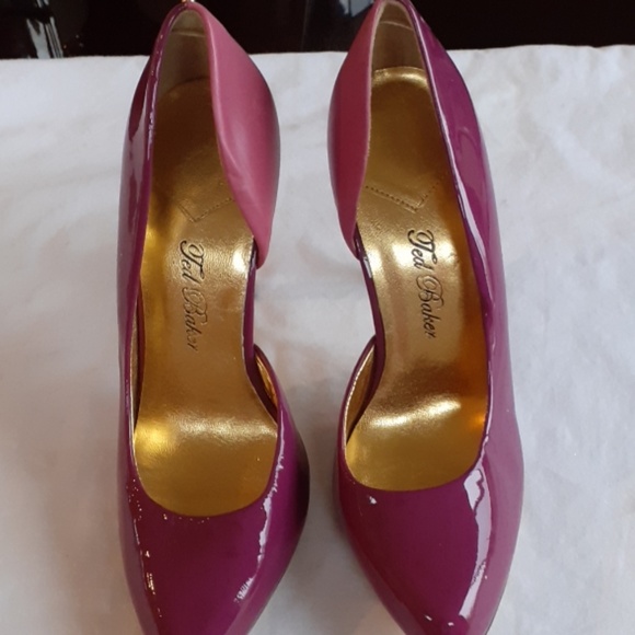 Shoes - Picture 2 of 4